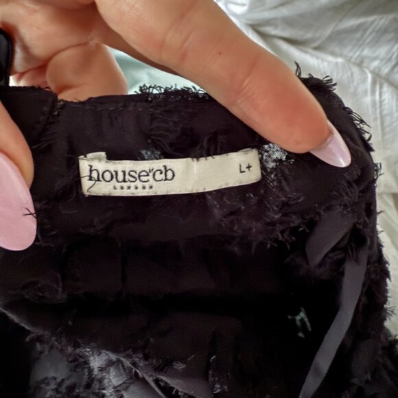 House of CB Black 'Seren' Floral Lace Back Maxi Dress Size L+ - Picture 2 of 5